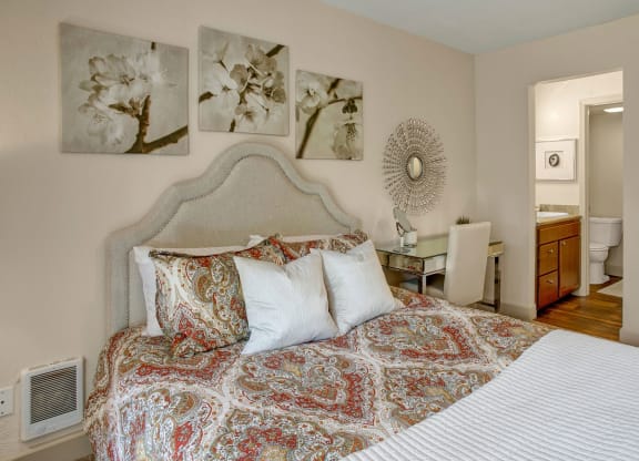 Heritage Hills bedroom Apartments in Renton, WA