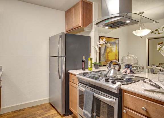 Heritage Hills kitchen Apartments in Renton, WA