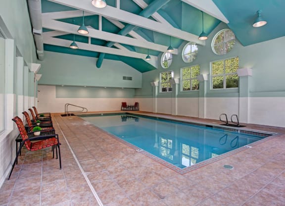 Portsmith Pool Apartments in Everett, WA