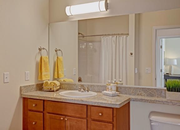 Solara Bathroom Apartments in Moses Lake, WA
