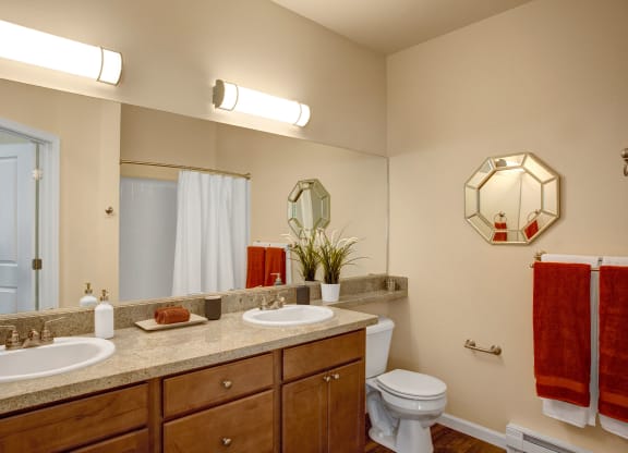 Solara Bathroom Apartments in Moses Lake, WA