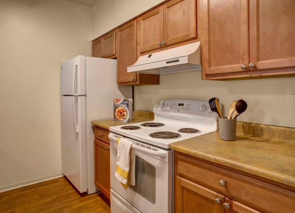 St James Tower Kitchen Apartments in Seattle, WA