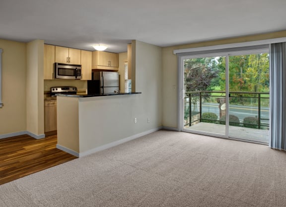 Vermont Living Room Apartments in Kenmore
