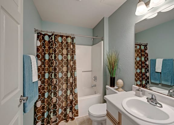 River's Cove bathroom