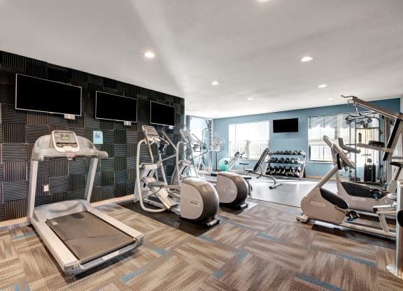 Gym at The Vue at Pinnacle Peak Apartment Homes Apartments in Fitchburg, WI