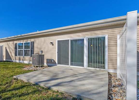 Quiet rental community near parks and shopping in Florence, KY