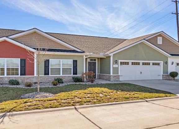 Ranch-style homes at The Villages of Florence and Weaver Mill