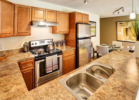 Fully Furnished Kitchen With Stainless Steel Appliances at The Crest at Princeton Meadows, New Jersey