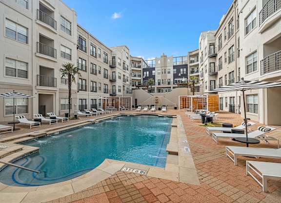 East Dallas apartments for rent 