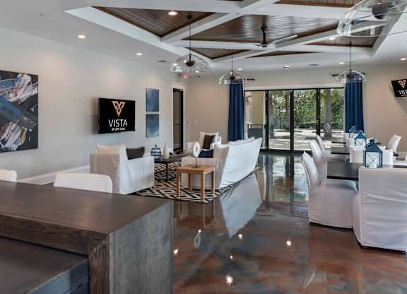 a view of the lobby at the vista at creve coeur apartments in creve