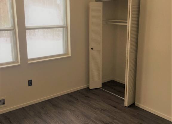 Empty bedroom with window at Haven South, Brunswick, ME, 04011