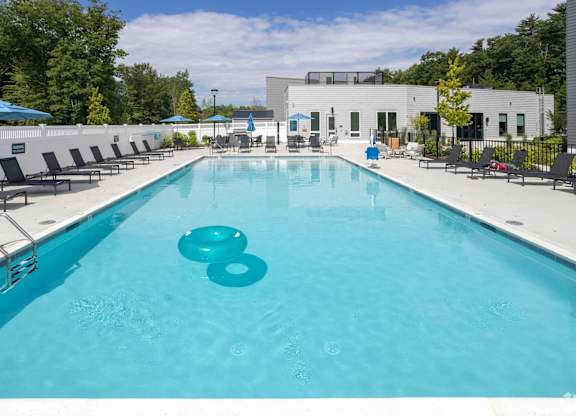 Seacoast Residences' swimming pool and sundeck, Kittery, ME.