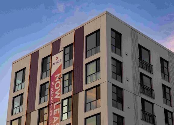 A building with a sign that says