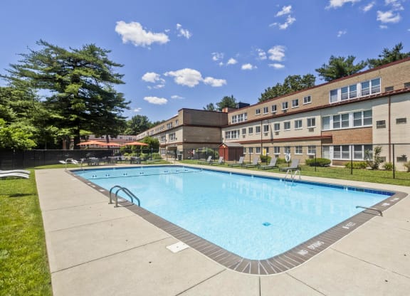 swimming pool at Park Edge, Springfield, MA, 13502