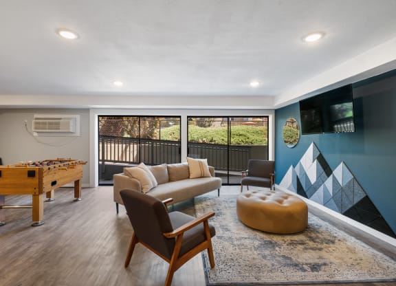 Living room at Castlerock, Wenatchee
