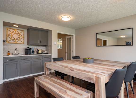 56 Commons | Club House