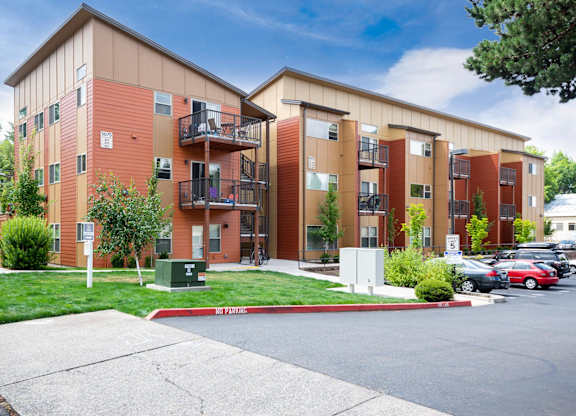 56 Commons | Exterior