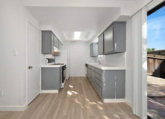 Townhomes at 201 | Kitchen