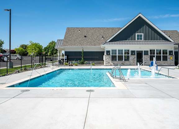 Tidewater Apartments | Exterior Pool