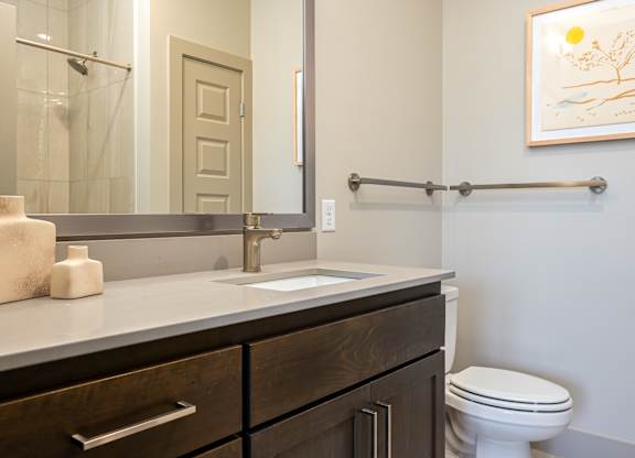 Tidewater Apartments | Bathroom