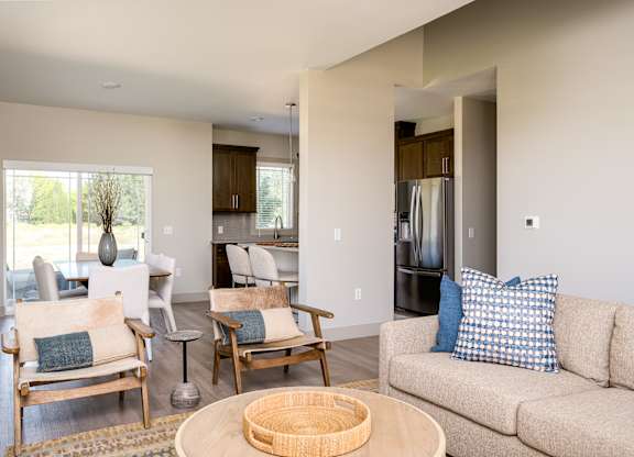 Tidewater Apartments | Living Area