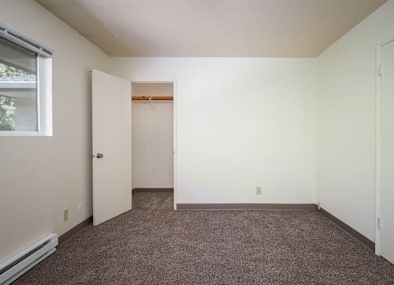 56 Commons | Bedroom