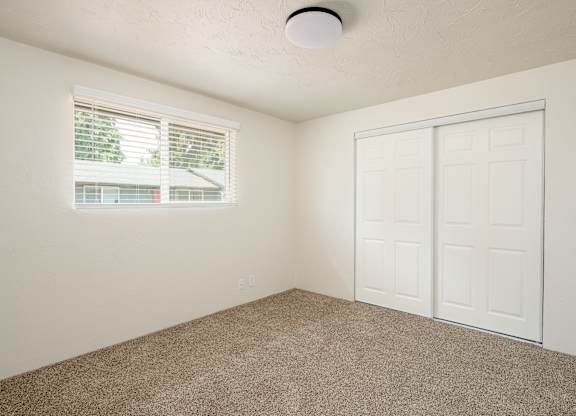 Pacific Village | Bedroom