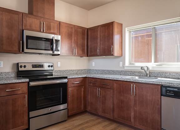 56 Commons | Kitchen