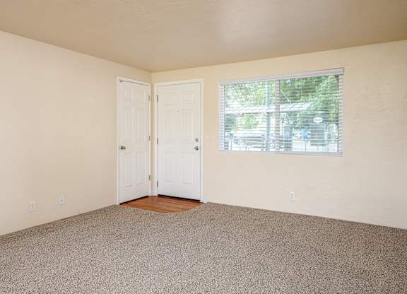 Pacific Village | Living Room