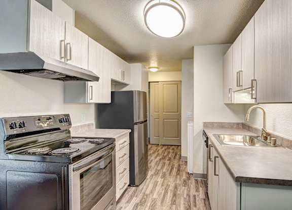 Inlet View Kitchen - Stainless Steel Appliances