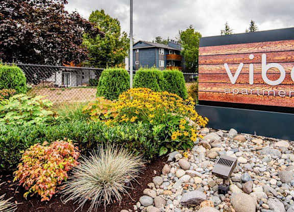 Property Signage at Vibe, Kent, 98030