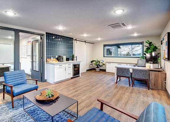 Inlet View - Silverdale Leasing Office