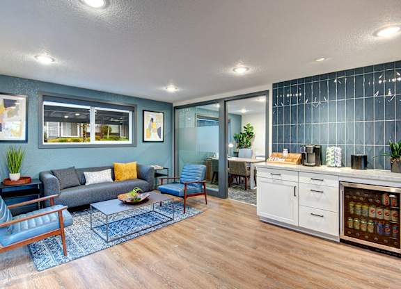 Inlet View - Silverdale Leasing Office