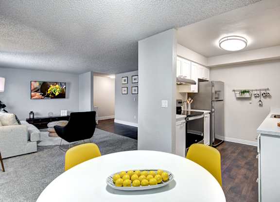 Lakewood Apartments - MOD 83 Apartments - Kitchen 2