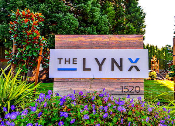 The Lynx Front Entrance Sign at The Lynx Apartments, Washington, 98204