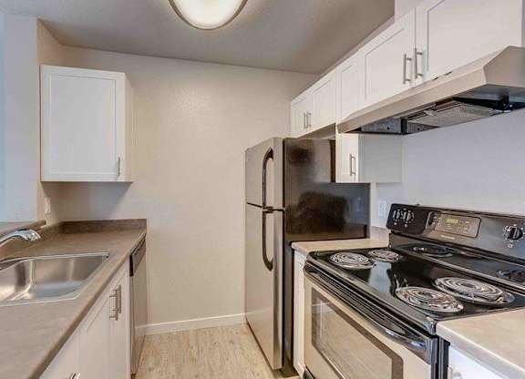 Seattle Apartments- Mosaic on Greenwood- kitchen