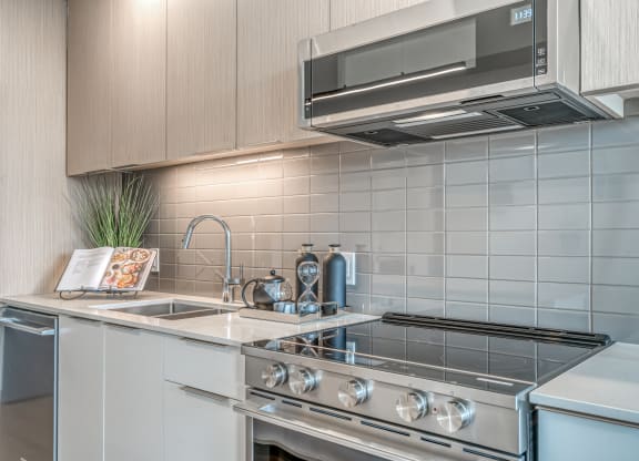Electric Kitchen at Southpark, Edmonton, AB