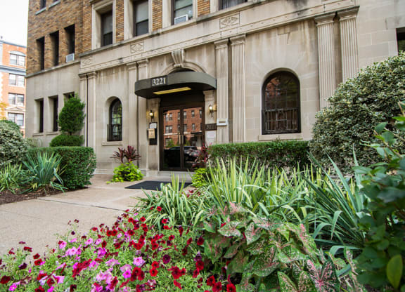 3221-Connecticut Ave Apartments Entrance R Photo