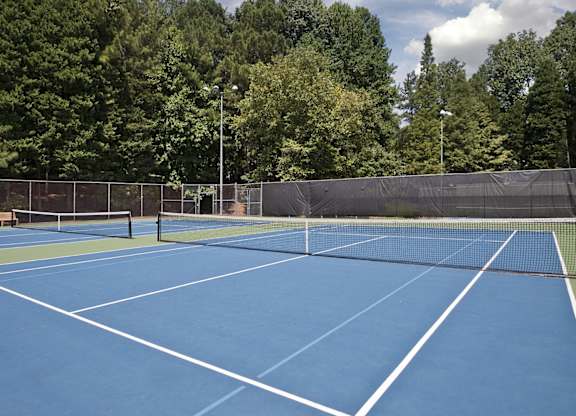 Greenway Trail Apartments in Raleigh - Marshall Park Tennis court within walking distance