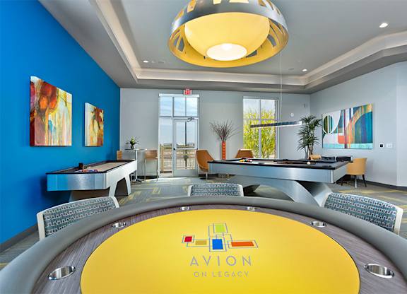 Luxury apartments north Scottsdale - Avion on Legacy Game room with billiards and shuffle board