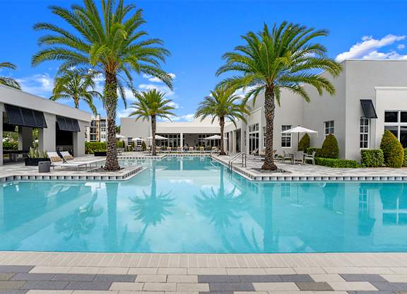 The District Boynton - Apartments near Boca Raton - pool