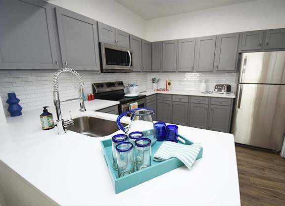 NoA on McNeil Townhomes + Flats - Northwest Austin, TX - contemporary kitchens