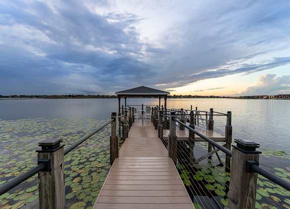 Lake Vue Lake | Dr. Phillips Neighborhood | Orlando, FL