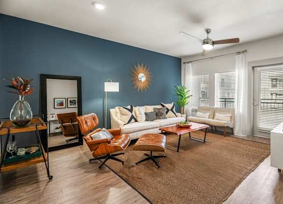 Apartments for Rent in Dallas, TX - Larq Henderson open floorplans