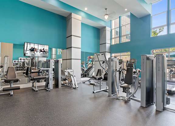 Mallory Square - Rockville, MD - fitness center