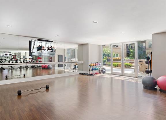 Mallory Square - Rockville, MD - yoga and barre studio