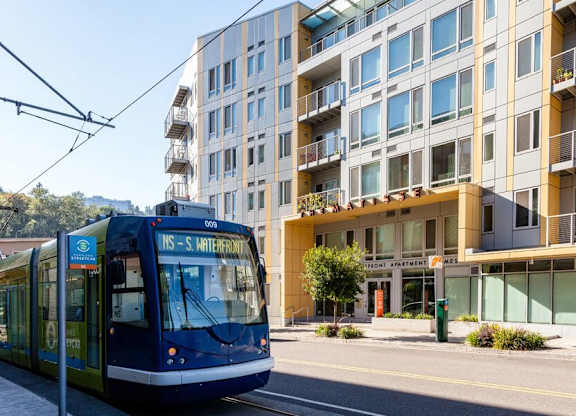 The Matisse in Portland, OR is located on the Lowell St. streetcar stop