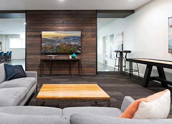 Metro 112 Apartments in Bellevue - Entertainment Suite