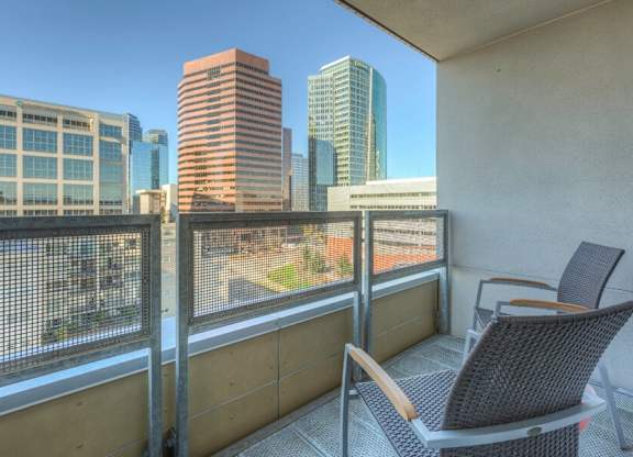 Apartments in Bellevue WA near Amazon - Metro 112 Apartments - beautiful views