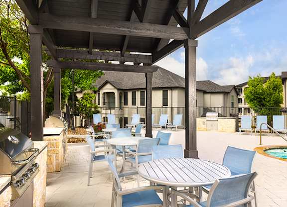 Glenhaven at Star Ranch - Near Hutto Lake Park, Hutto, TX - outdoor kitchen